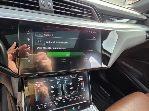 Audi e-tron Quattro 300kW Advanced - foto 30