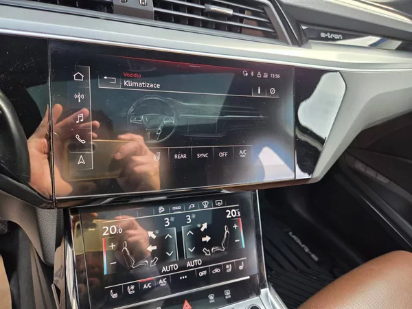 Audi e-tron Quattro 300kW Advanced - foto 31