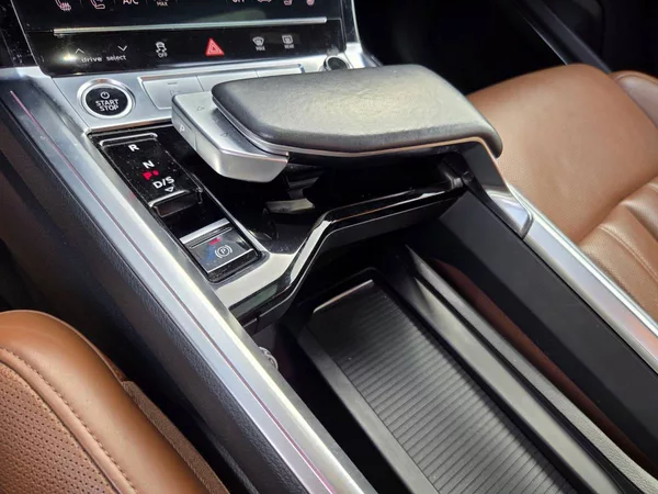 Audi e-tron Quattro 300kW Advanced - foto 34