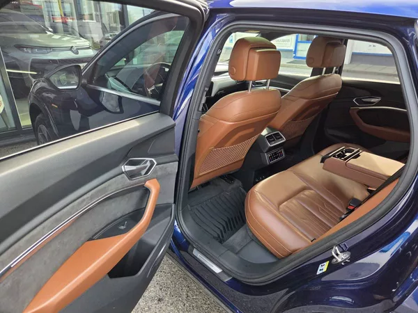 Audi e-tron Quattro 300kW Advanced - foto 36