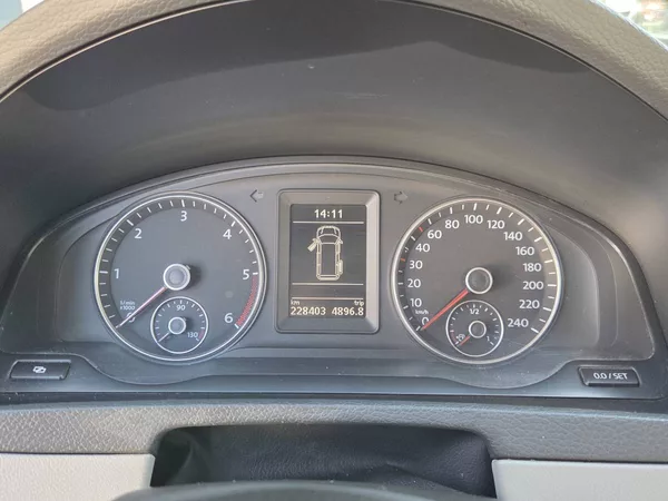 Volkswagen Multivan 2.0 TDI DSG 132kW - foto 14