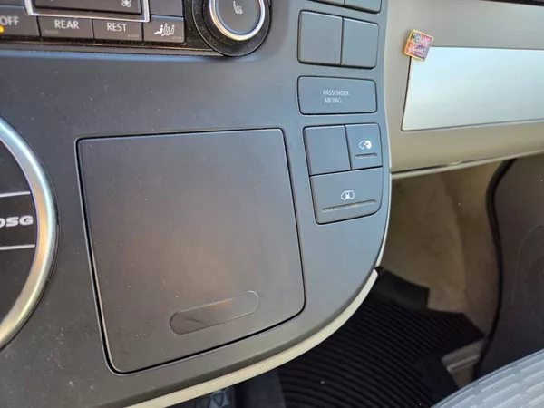 Volkswagen Multivan 2.0 TDI DSG 132kW - foto 18