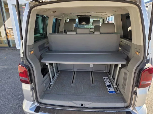 Volkswagen Multivan 2.0 TDI DSG 132kW - foto 20