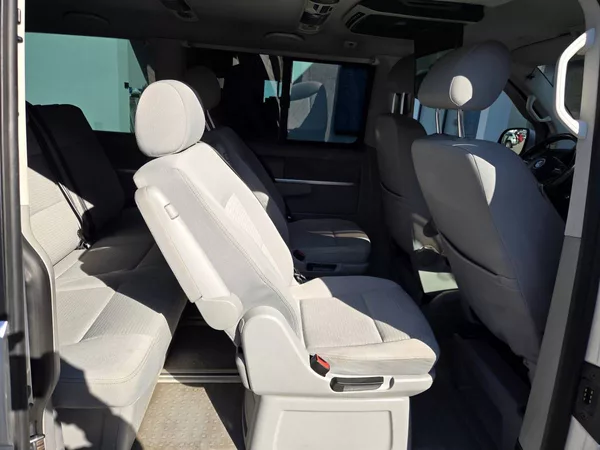 Volkswagen Multivan 2.0 TDI DSG 132kW - foto 24