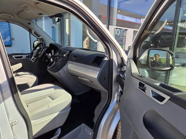 Volkswagen Multivan 2.0 TDI DSG 132kW - foto 25
