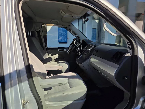 Volkswagen Multivan 2.0 TDI DSG 132kW - foto 26