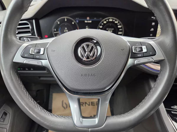 Volkswagen Touareg 3.0 TDI 210kW Noční vidění - foto 15