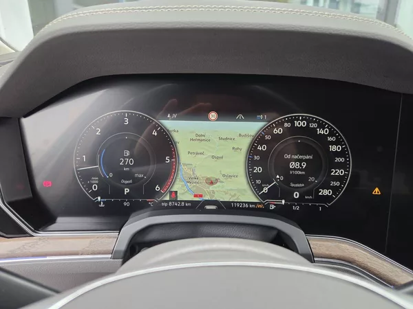 Volkswagen Touareg 3.0 TDI 210kW Noční vidění - foto 18