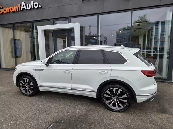 Volkswagen Touareg 3.0 TDI 210kW Noční vidění - foto 2