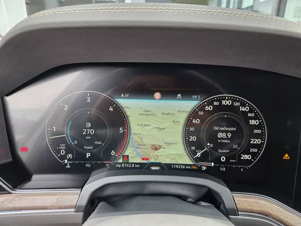 Volkswagen Touareg 3.0 TDI 210kW Noční vidění - foto 28
