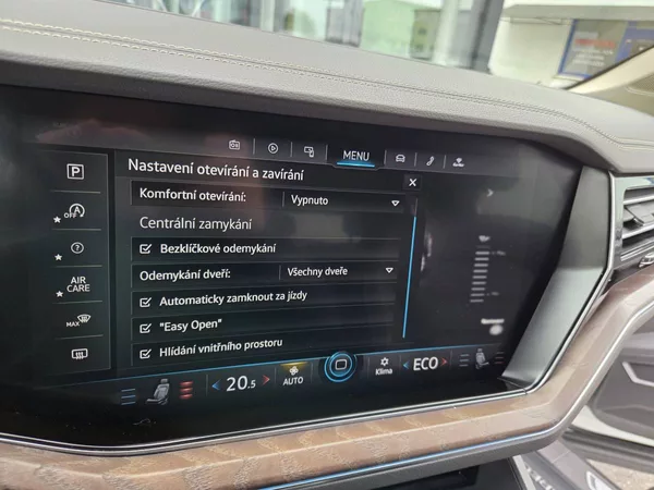 Volkswagen Touareg 3.0 TDI 210kW Noční vidění - foto 33