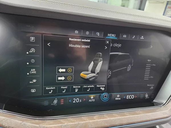 Volkswagen Touareg 3.0 TDI 210kW Noční vidění - foto 34