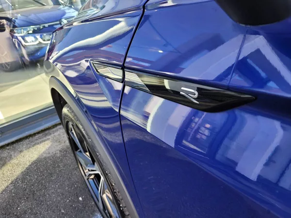 Volkswagen Tiguan R 2.0 TSI AKRAPOVIČ 235kW - foto 12