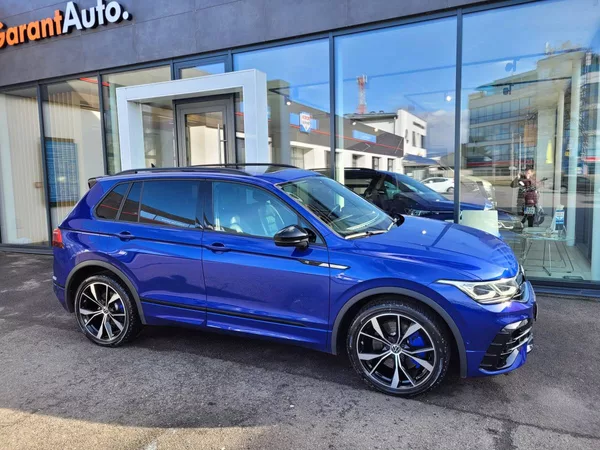 Volkswagen Tiguan R 2.0 TSI AKRAPOVIČ 235kW - foto 4