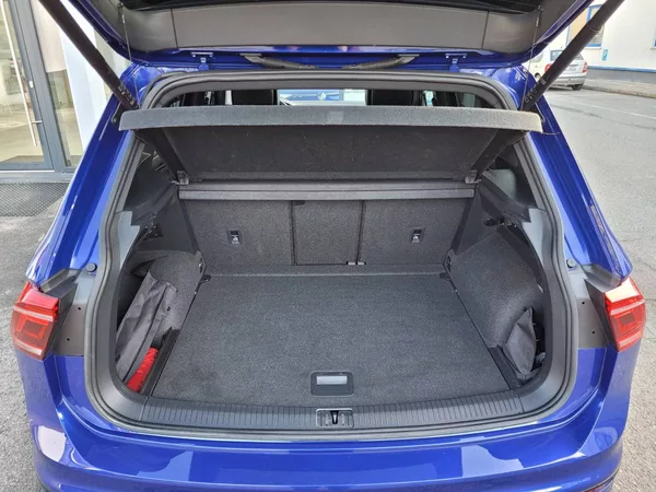 Volkswagen Tiguan R 2.0 TSI AKRAPOVIČ 235kW - foto 52