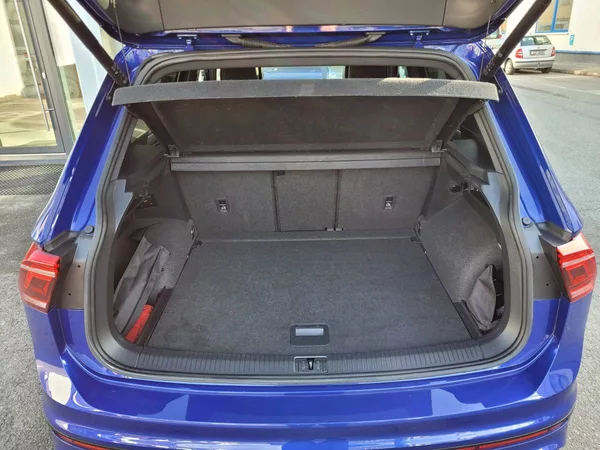 Volkswagen Tiguan R 2.0 TSI AKRAPOVIČ 235kW - foto 54