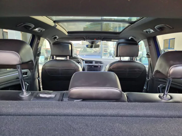 Volkswagen Tiguan R 2.0 TSI AKRAPOVIČ 235kW - foto 56