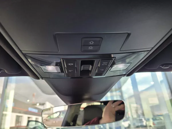 Volkswagen Tiguan R 2.0 TSI AKRAPOVIČ 235kW - foto 57