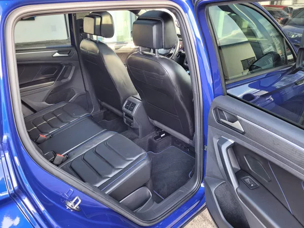 Volkswagen Tiguan R 2.0 TSI AKRAPOVIČ 235kW - foto 58