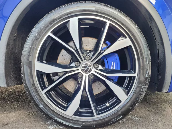 Volkswagen Tiguan R 2.0 TSI AKRAPOVIČ 235kW - foto 62