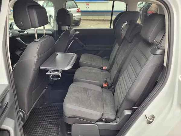 Volkswagen Touran 2.0 TDI R-line 7míst - foto 32