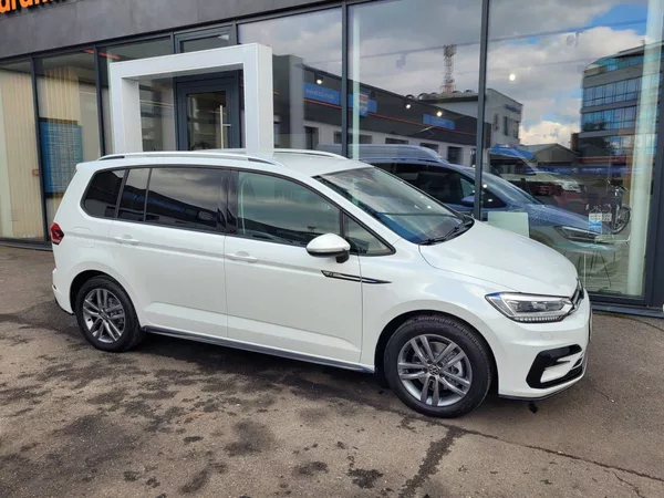 Volkswagen Touran 2.0 TDI R-line 7míst - foto 4
