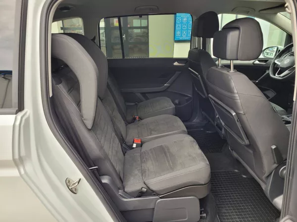 Volkswagen Touran 2.0 TDI R-line 7míst - foto 42