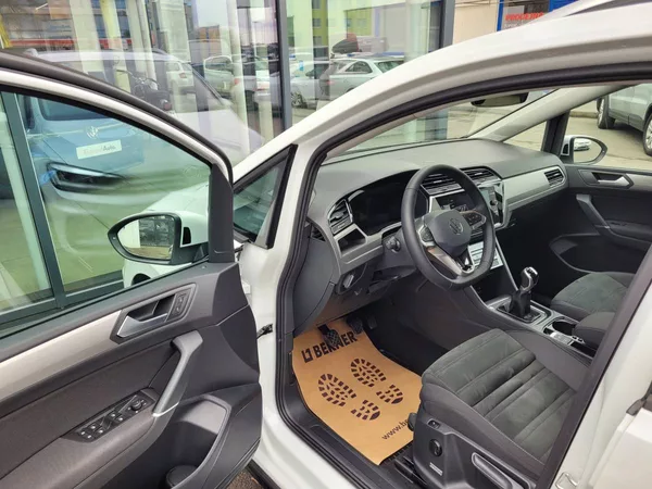 Volkswagen Touran 2.0 TDI R-line 7míst - foto 9