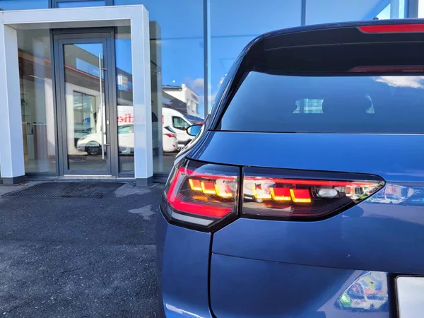 Volkswagen Golf Variant 2.0 TDI DSG R-line - foto 11
