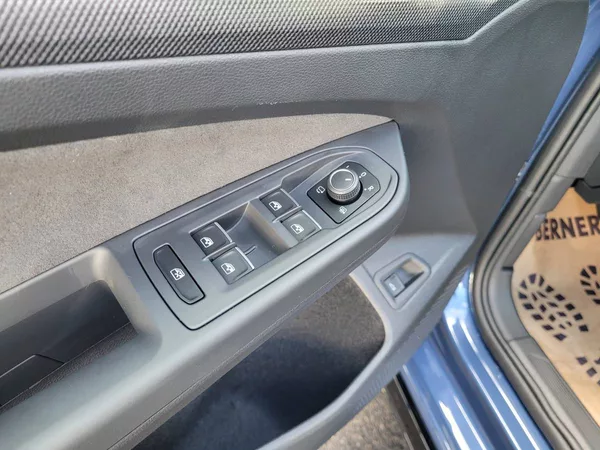 Volkswagen Golf Variant 2.0 TDI DSG R-line - foto 16
