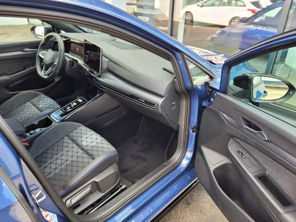 Volkswagen Golf Variant 2.0 TDI DSG R-line - foto 48
