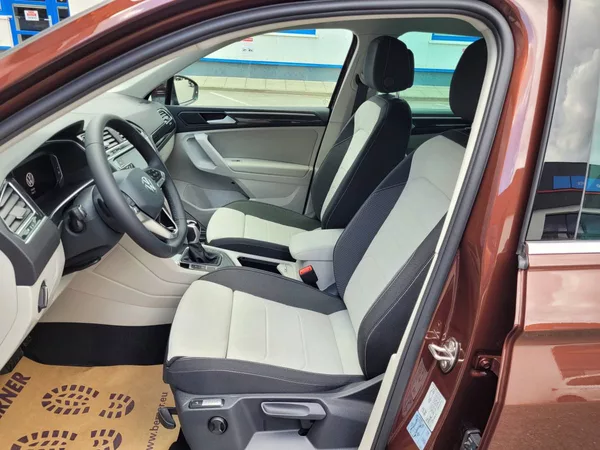 Volkswagen Tiguan 1.5 TSI DSG Elegance - foto 13