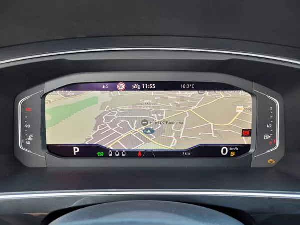 Volkswagen Tiguan 1.5 TSI DSG Elegance - foto 23