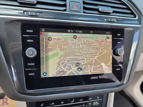 Volkswagen Tiguan 1.5 TSI DSG Elegance - foto 28
