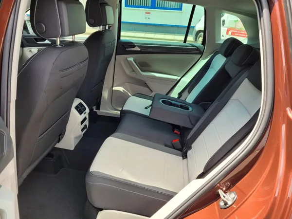 Volkswagen Tiguan 1.5 TSI DSG Elegance - foto 46
