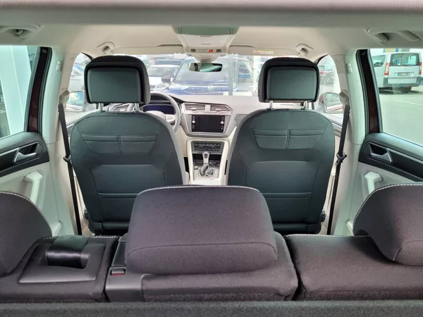 Volkswagen Tiguan 1.5 TSI DSG Elegance - foto 48