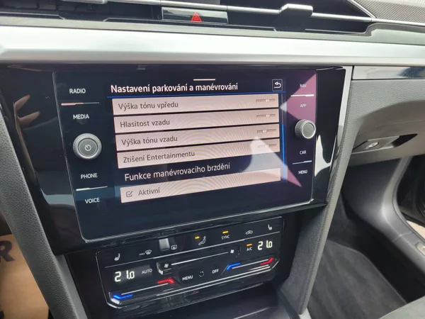 Volkswagen Arteon R-Line 2.0 TDI 147kW 4M - foto 27