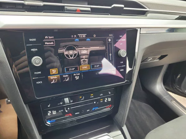 Volkswagen Arteon R-Line 2.0 TDI 147kW 4M - foto 30