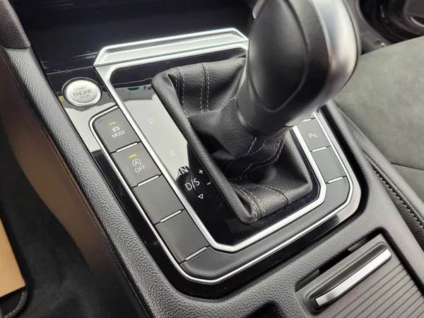 Volkswagen Arteon R-Line 2.0 TDI 147kW 4M - foto 35