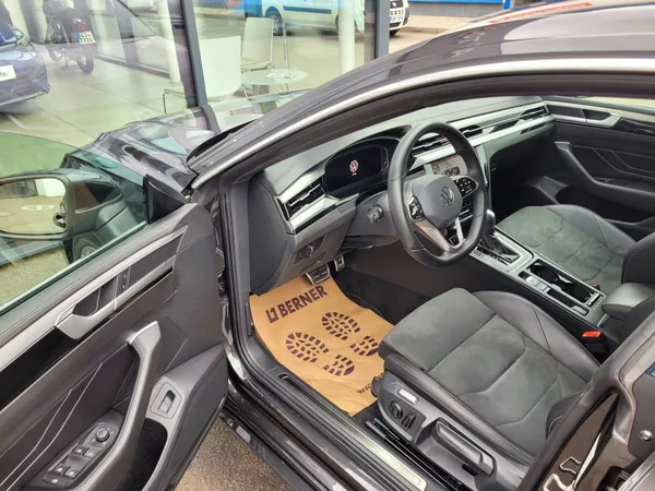 Volkswagen Arteon R-Line 2.0 TDI 147kW 4M - foto 8