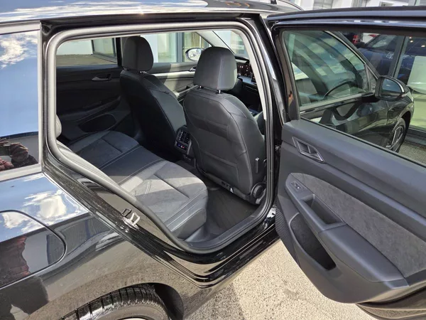 Volkswagen Golf 2.0 TDI DSG - foto 45