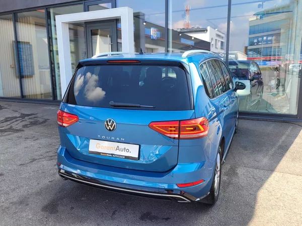 Volkswagen Touran 2.0 TDI R-line - foto 3
