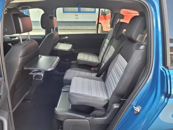 Volkswagen Touran 2.0 TDI R-line - foto 32