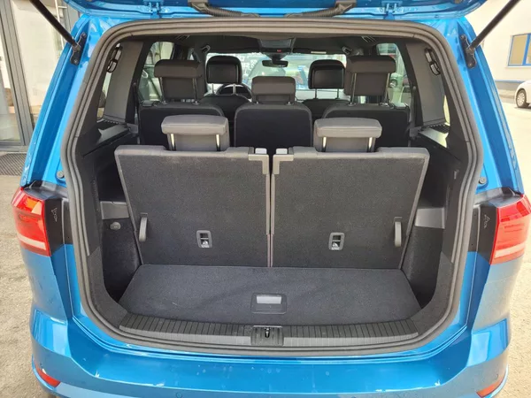 Volkswagen Touran 2.0 TDI R-line - foto 35