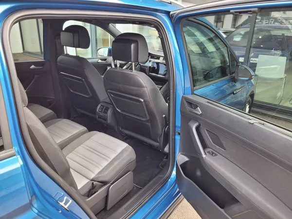 Volkswagen Touran 2.0 TDI R-line - foto 40