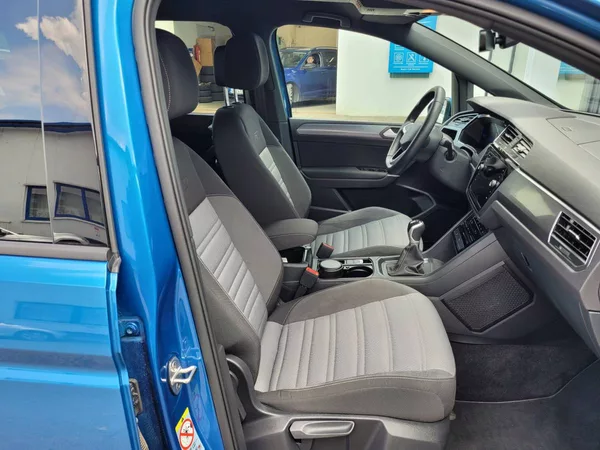 Volkswagen Touran 2.0 TDI R-line - foto 43