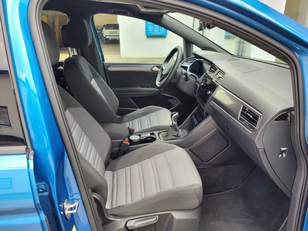 Volkswagen Touran 2.0 TDI R-line - foto 44