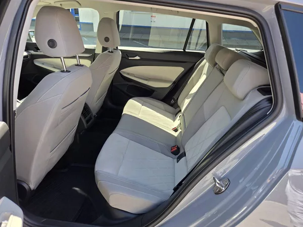 Volkswagen Golf Variant 2.0 TDI DSG - foto 32