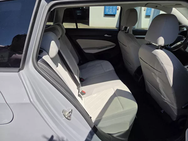 Volkswagen Golf Variant 2.0 TDI DSG - foto 36