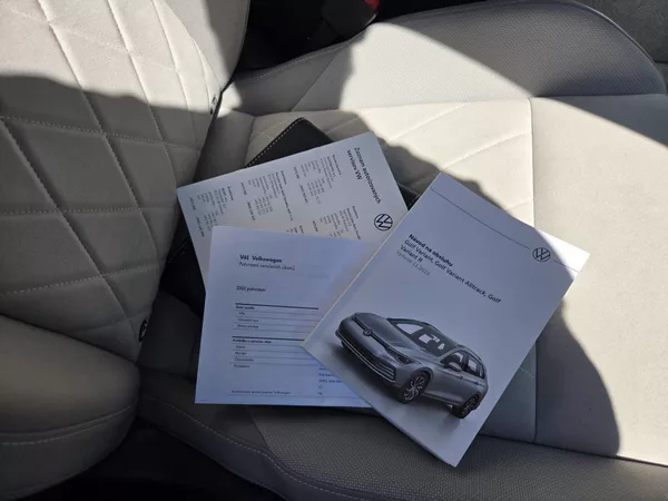 Volkswagen Golf Variant 2.0 TDI DSG - foto 39